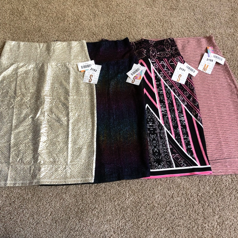 Lularoe skirts